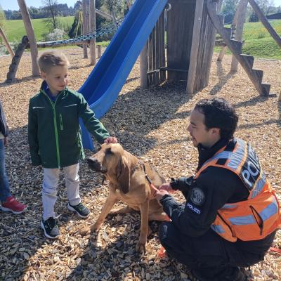 Gwunder_Polizei_e.jpg